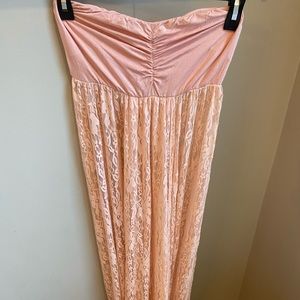 Blush pink maternity photo shoot dress